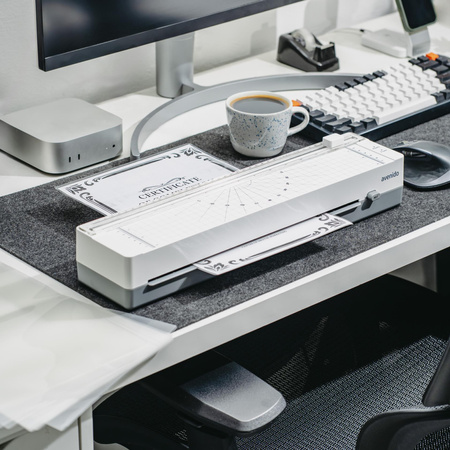 Laminator A3 i A4 z trymerem, 170W, szybkie nagrzewanie Avenido AV 1043