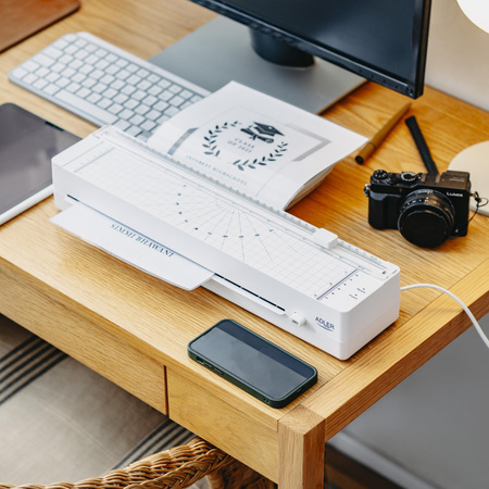 Laminator A3 i A4 z trymerem, 170W, szybkie nagrzewanie Adler AD 1042w