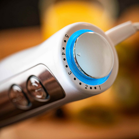 Blender ręczny 1500W, płynna regulacja, 5 prędkości, funkcja Turbo Adler AD 4625