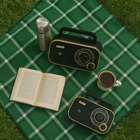 Radio FM/AM, 2W, antena teleskopowa, retro design, 230V/baterie Camry CR 1910g