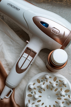 Suszarka do włosów 2400W Z JONIZACJĄ Zimny nawiew + Koncentrator i Dyfuzor MESKO | MS2274