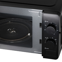 Kuchenka mikrofalowa 20L, 700 W, 6 poziomów mocy, rozmrażanie, mechaniczny timer 30 min Adler AD 6206