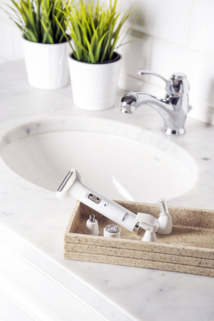 Trymer foliowy wielofunkcyjny z golarką do ciała Camry CR 2935